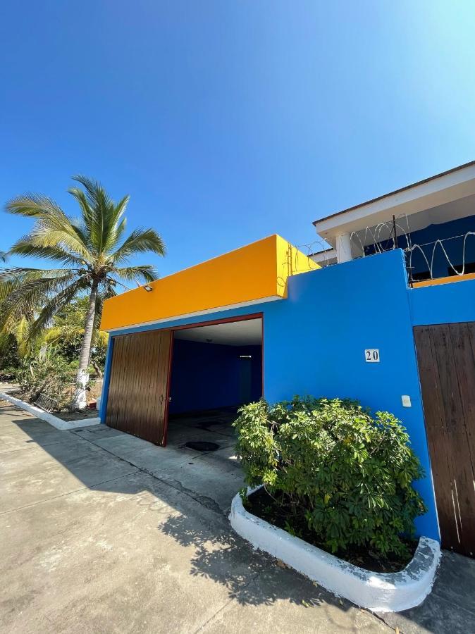 Chalet En Puerto San Jose Exterior photo