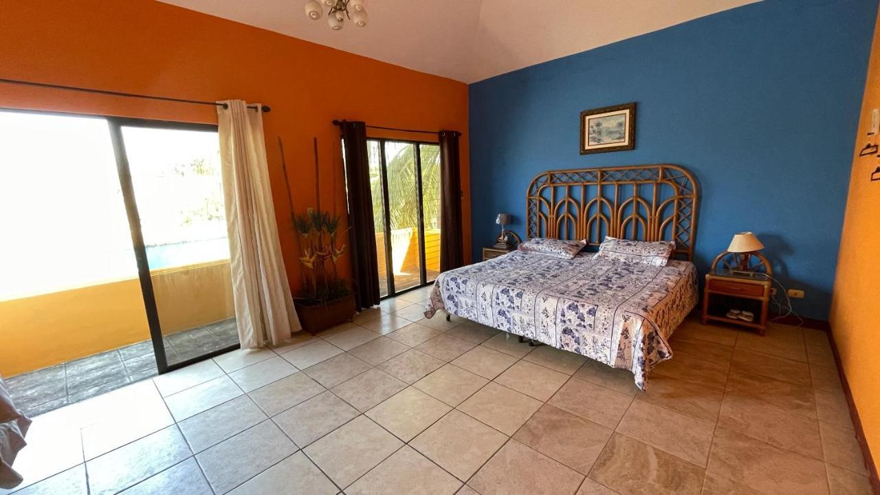 Chalet En Puerto San Jose Exterior photo