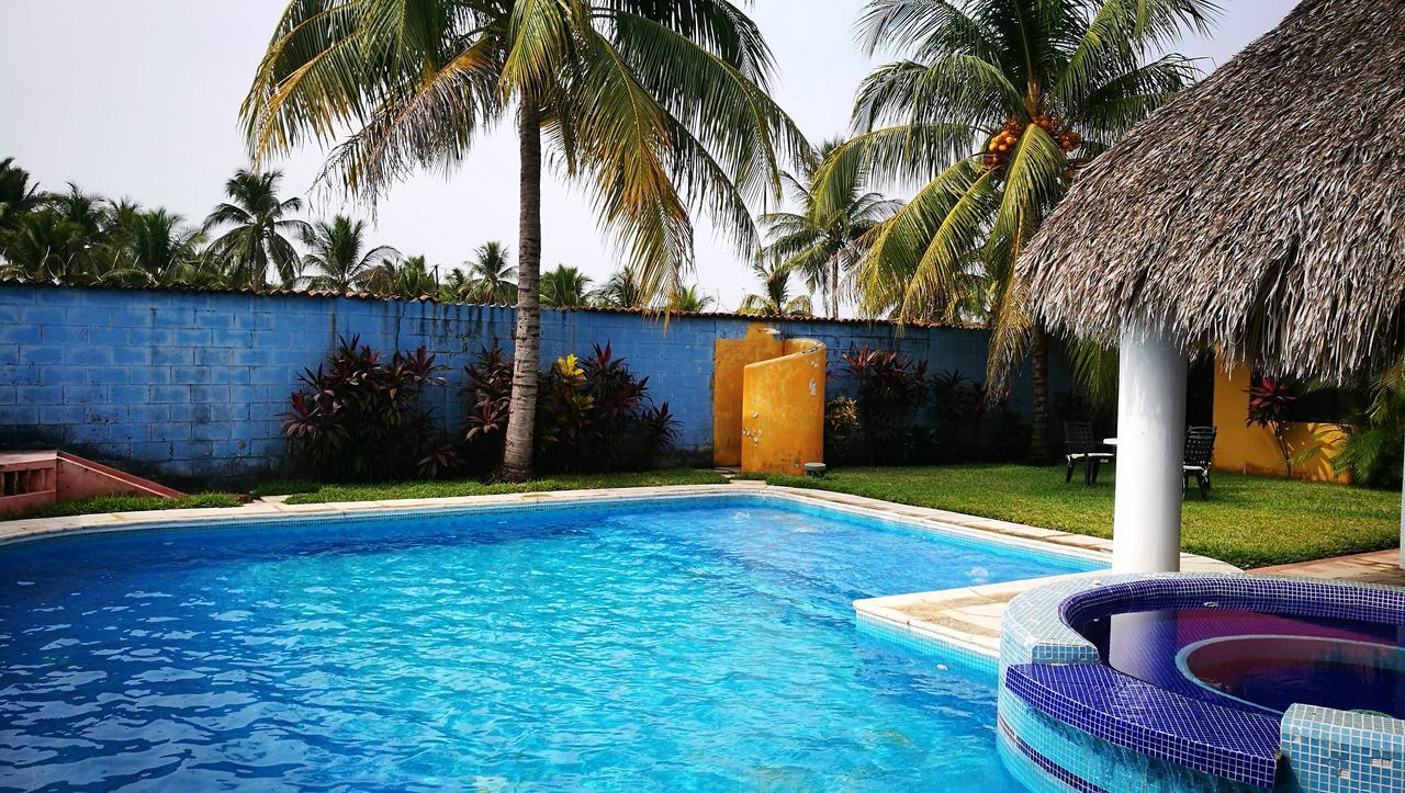 Chalet En Puerto San Jose Exterior photo