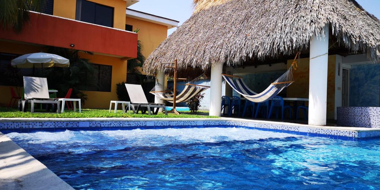 Chalet En Puerto San Jose Exterior photo