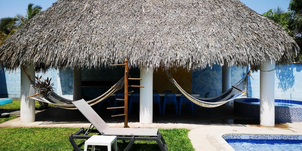 Chalet En Puerto San Jose Exterior photo
